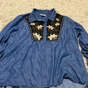 Ladies used jean shirt